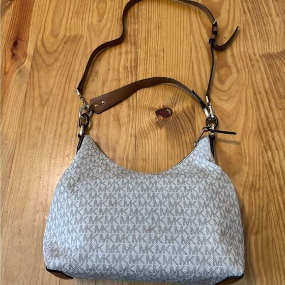 Michael Kors Isabella Convertible Shoulder Bag Purse Over The Shoulder Cream - Picture 11 of 14